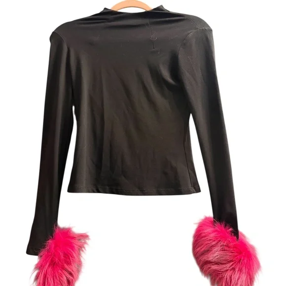 Alice + Olivia Haylen Pink Fur Cuff Top - Picture 3 of 5